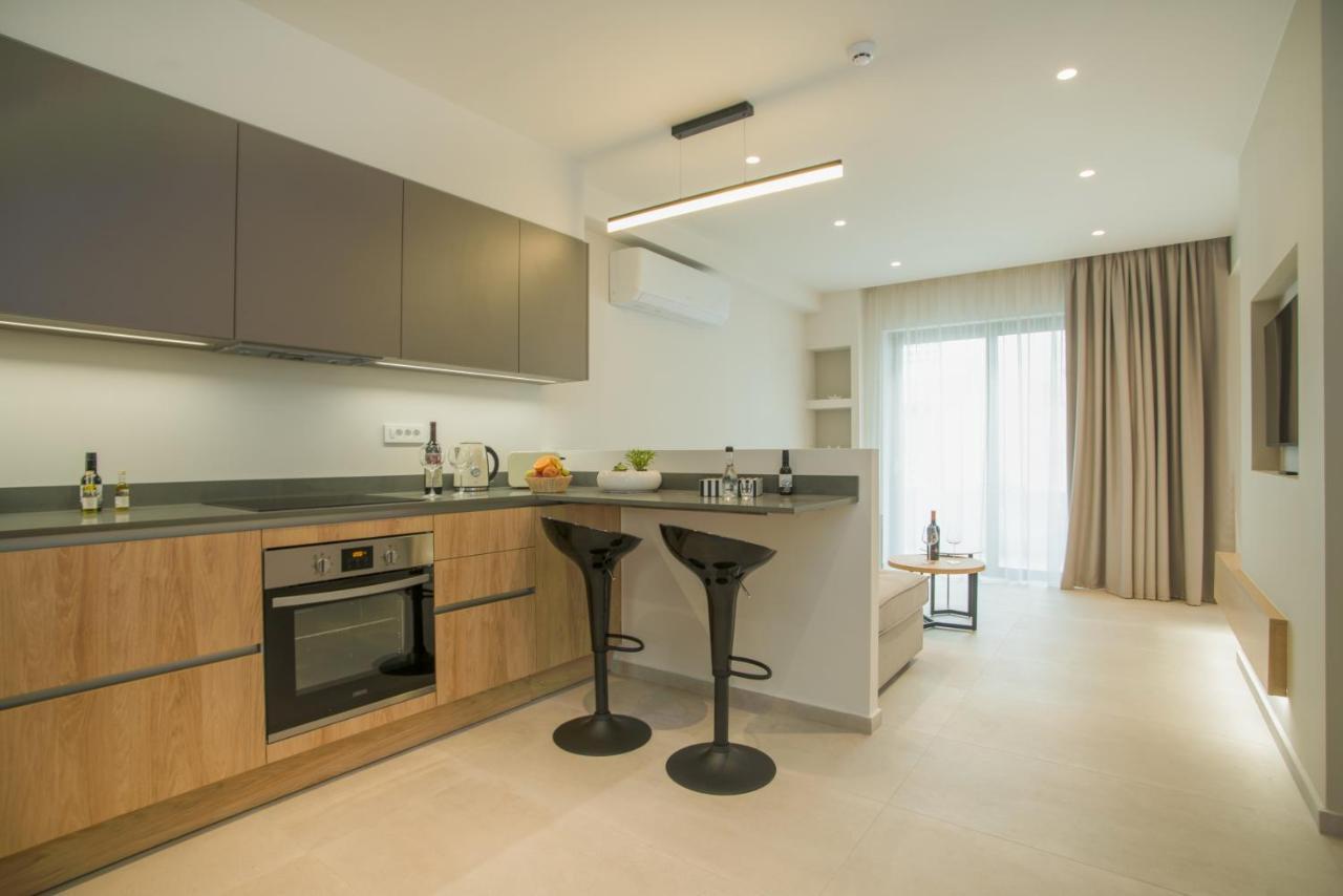 Celine Luxury Apartments & Suites 圣尼古拉奥斯 外观 照片