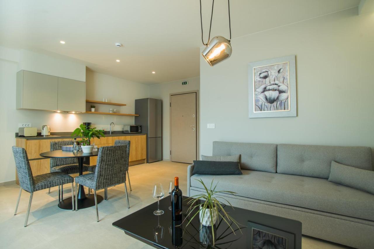 Celine Luxury Apartments & Suites 圣尼古拉奥斯 外观 照片